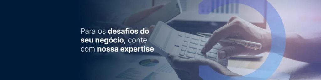 Banner da Albuquerque Paulo sobre custo de oportunidade com profissional em análise financeira e mensagem sobre a expertise da empresa.